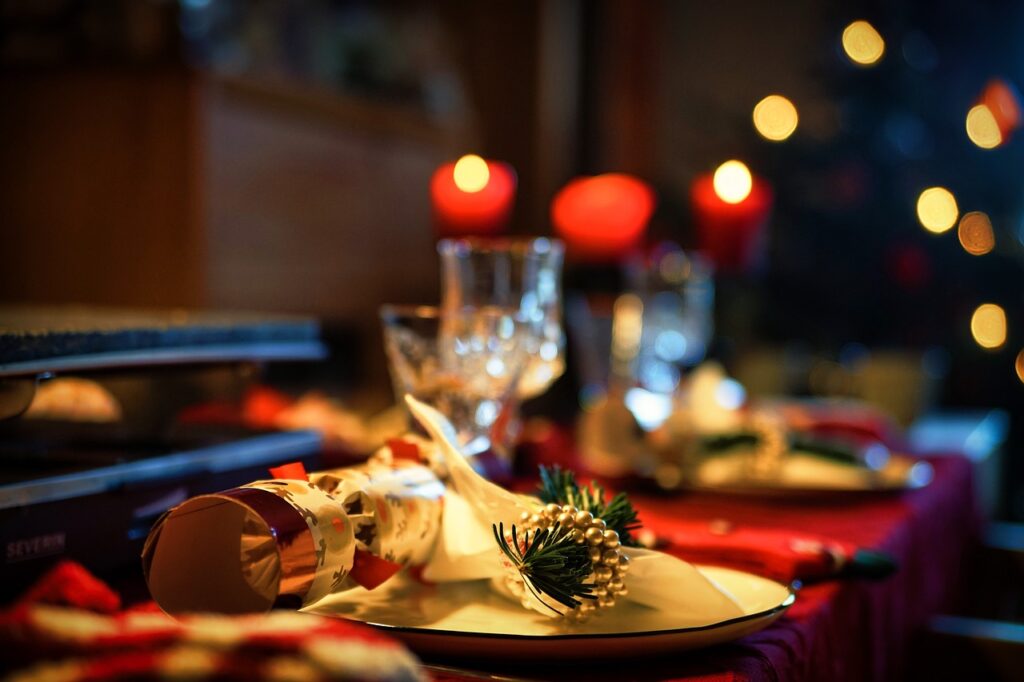 holiday table setting