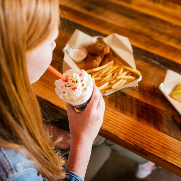 Aioli Gourmet Burgers