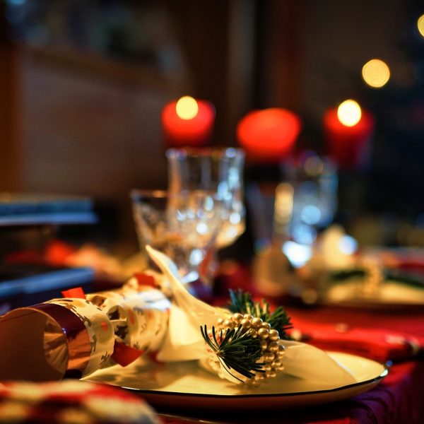 holiday table setting